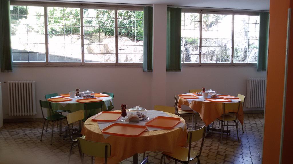 罗马Casa Per Ferie Cardinal G. Guarino住宿加早餐旅馆 外观 照片