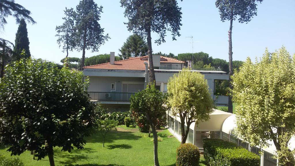 罗马Casa Per Ferie Cardinal G. Guarino住宿加早餐旅馆 外观 照片